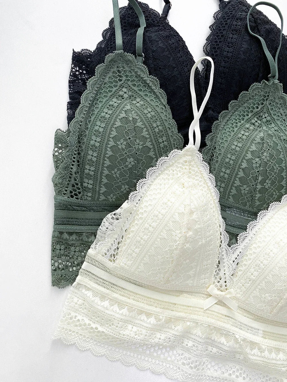 Soutien-gorge en Dentelle Française dos Nu sans Armatures - Bralette Triangulaire Douce